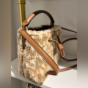 Sherpa MK logo MICHAEL KORS crossbody